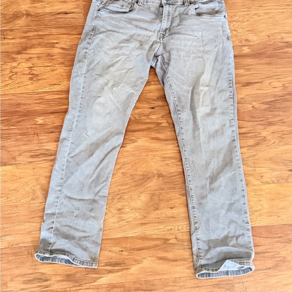 men’s Kenneth Cole skinny jeans size 34x30